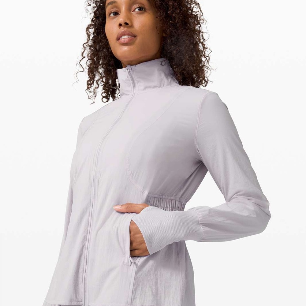 Lululemon Women's Sigh Seen Chrome Jacket